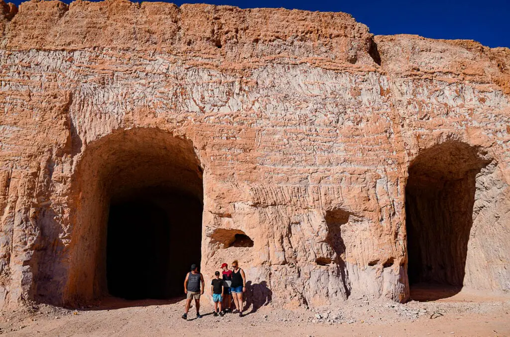 Coober Pedy working opal mine